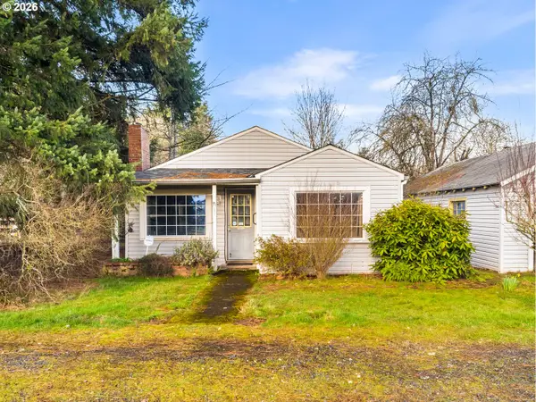 6511 SE Borwick St, Hillsboro, OR 97123