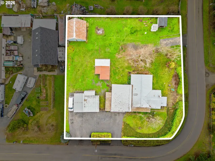 82481 Greenwood St, Creswell, OR 97426 - #2