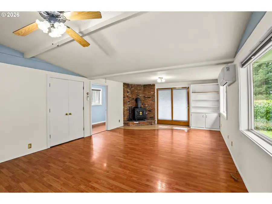 82481 Greenwood St, Creswell, OR 97426 - #3