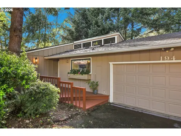 194 SW The Pines Dr #194, DepoeBay, OR 97341