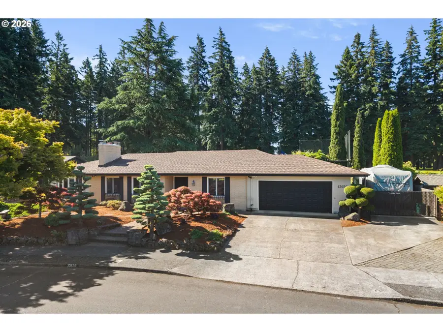13650 NE Hassalo St, Portland, OR 97230 - #2
