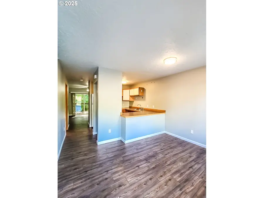 131 SE Ainslee Ave, Depoe Bay, OR 97341 - Image #3