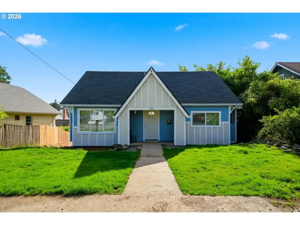 265 N 2nd St, StHelens, OR 97051