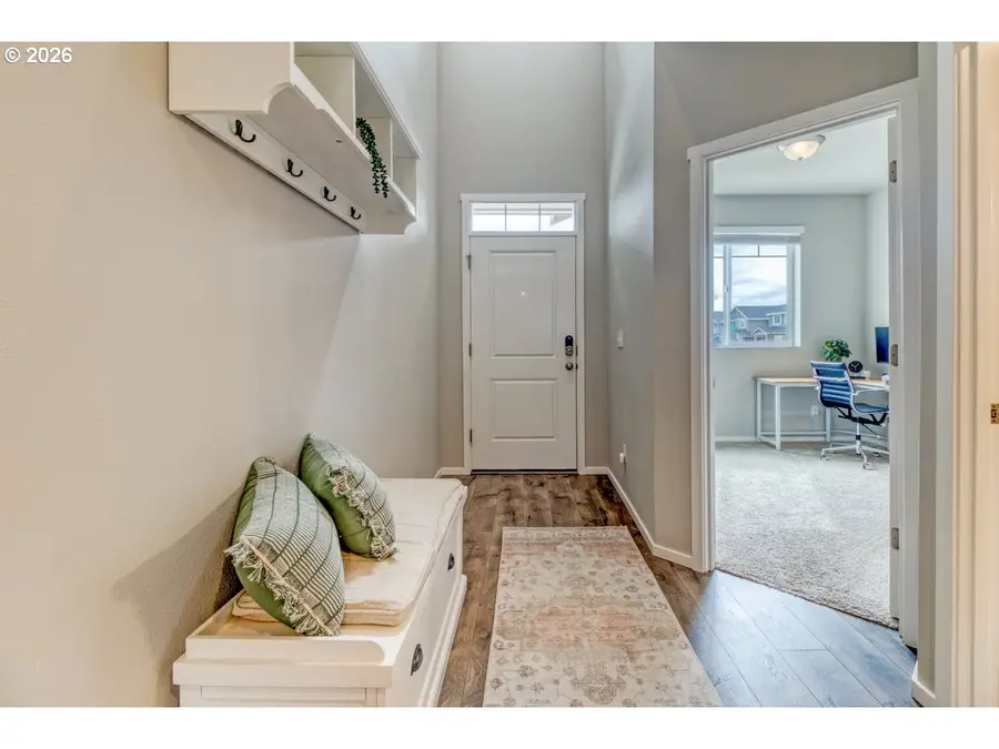 61593 SE Lorenzo Dr, Bend, OR 97702 - #3