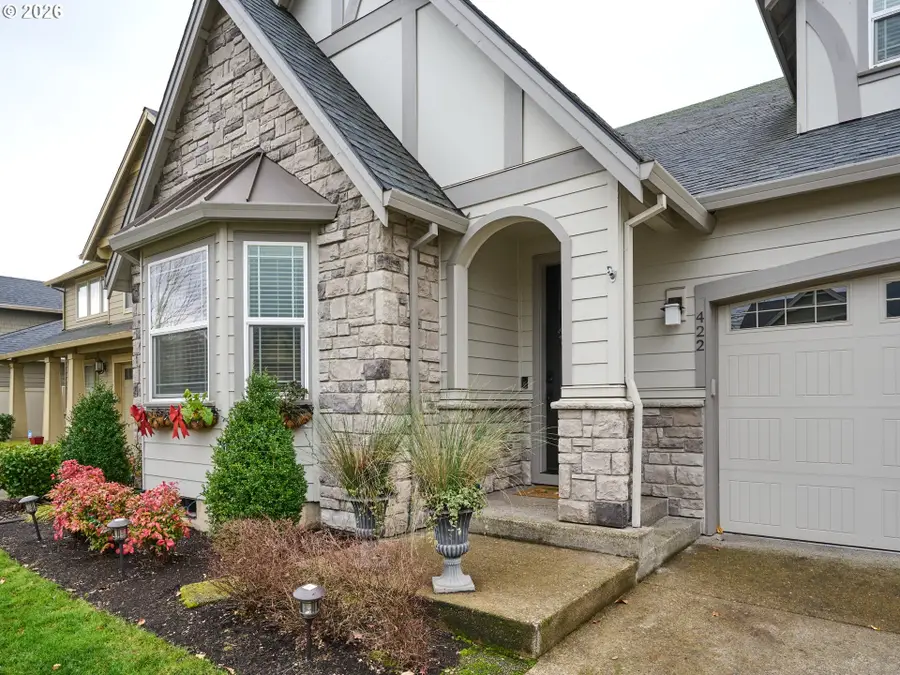 422 Turnberry Ave, Woodburn, OR 97071 - #3