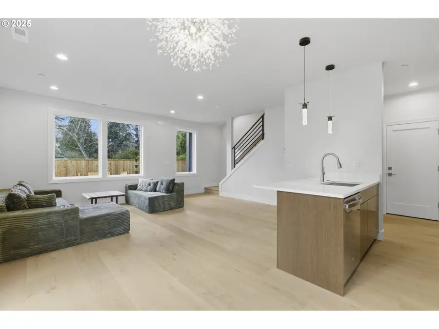 6902 SE Brooklyn St, Portland, OR 97206 - Image #3