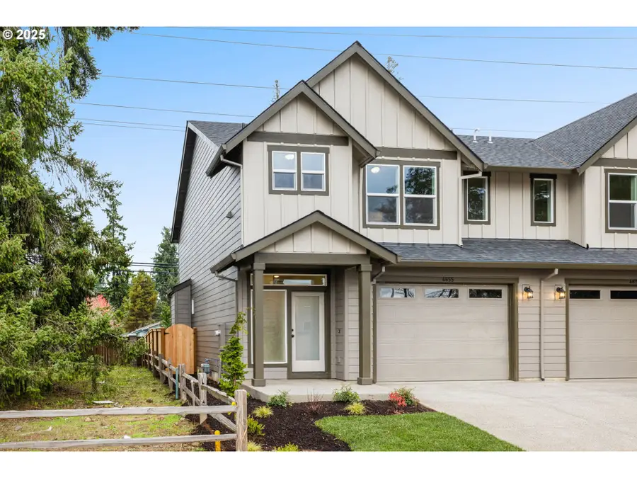 4655 SE Steelhead Ct, Hillsboro, OR 97123 - Image #2