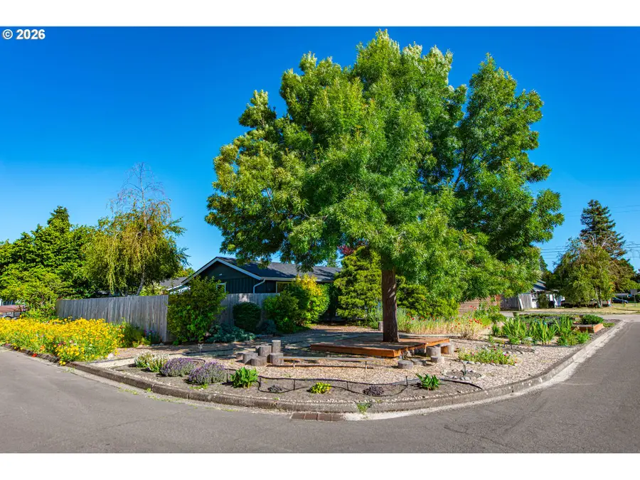 2615 3rd St, Springfield, OR 97477 - #2