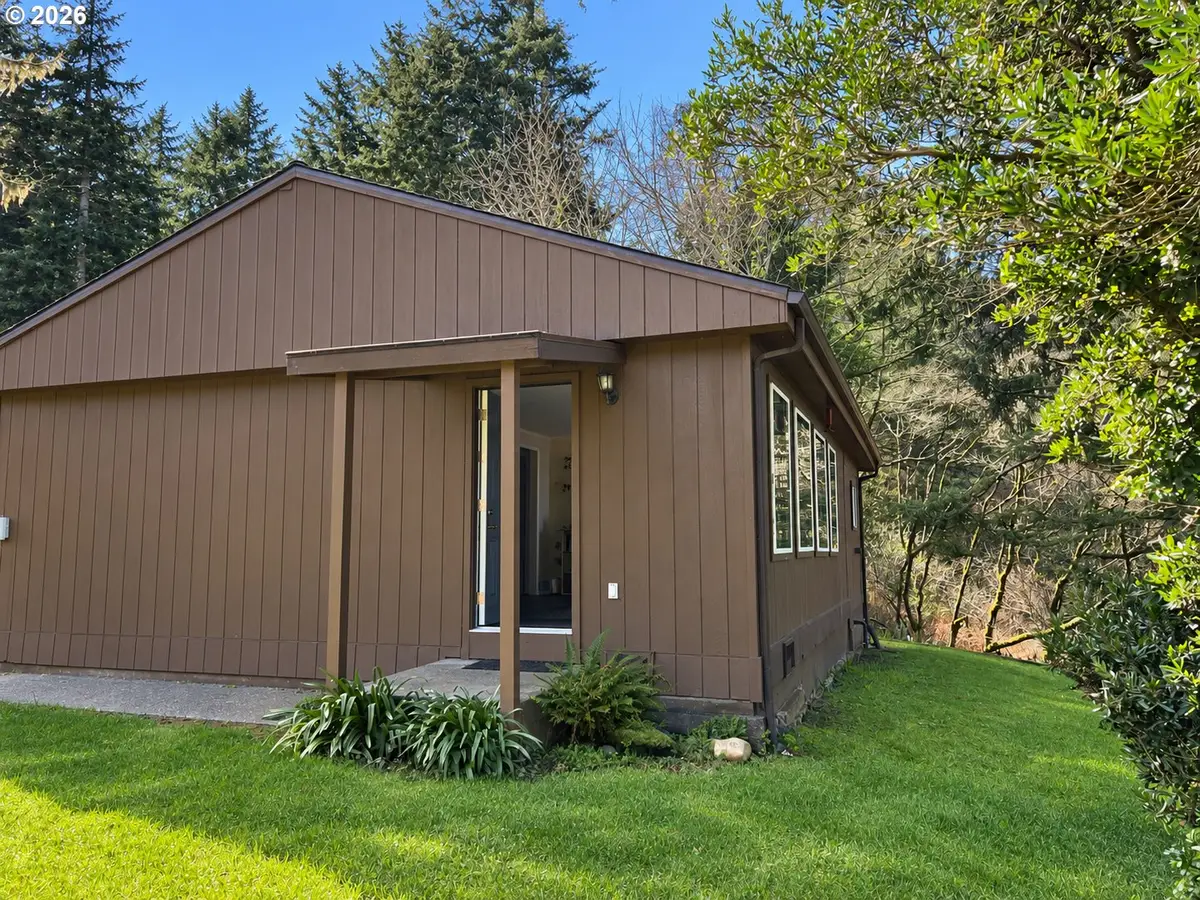28687 Brooks Rd, Gold Beach, OR 97444 - #1