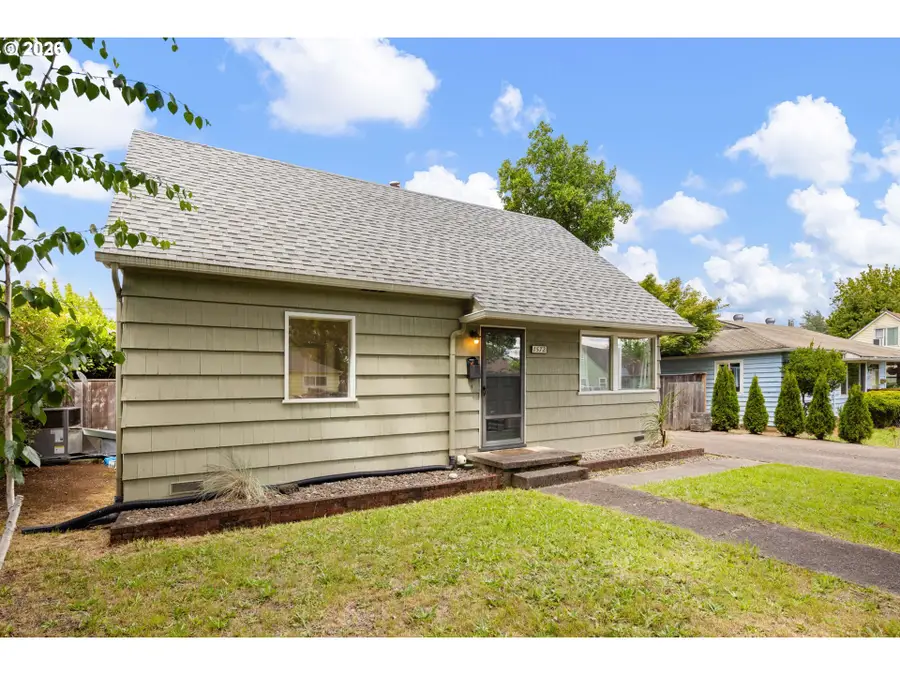 1572 Mckinley Ct, Eugene, OR 97402 - #3