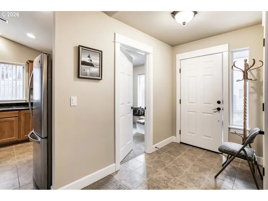 9801 NE 91st Ct, Vancouver, WA 98662 - #3