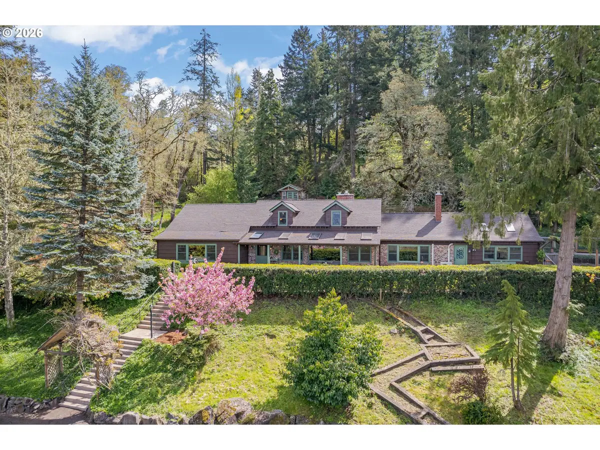 42 Ridgewood Dr, Eugene, OR 97405 - #1