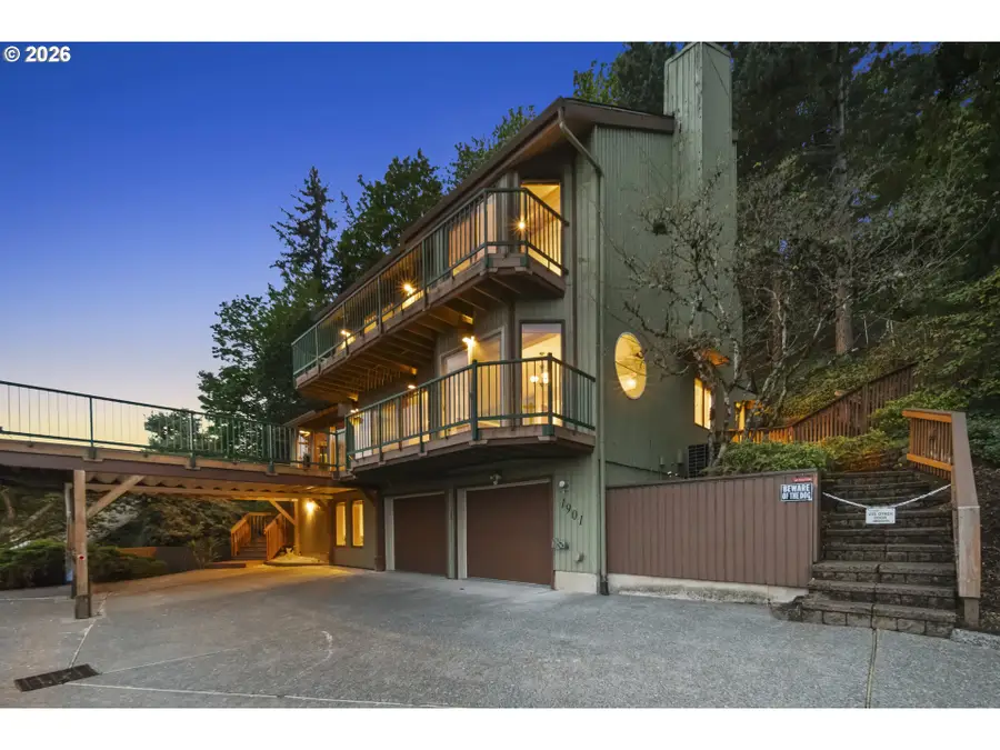 1901 NW Couch St, Camas, WA 98607 - #2