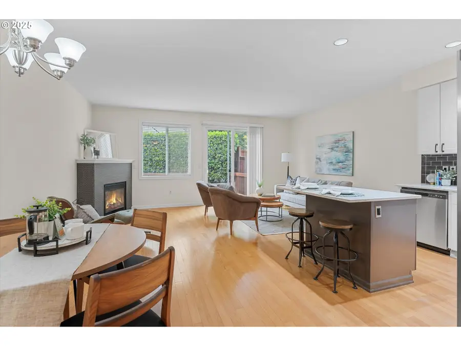 2926 SW Texas St, Portland, OR 97219 - Image #3