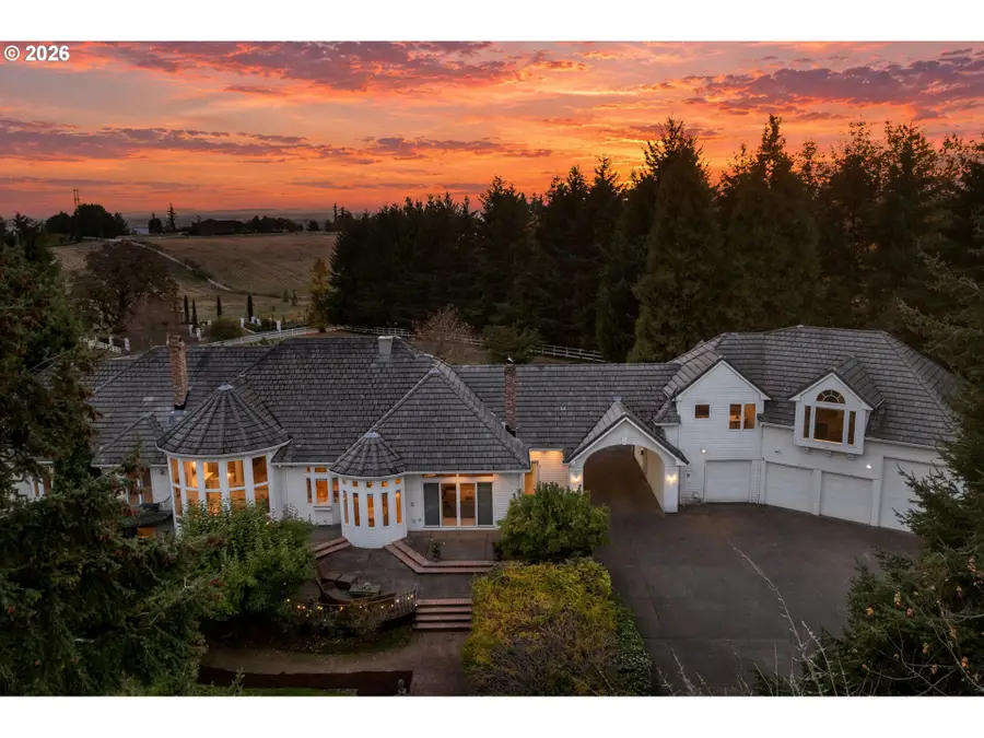 1095 SW Schaeffer Rd, Northwest Clackamas, OR 97068 - #2