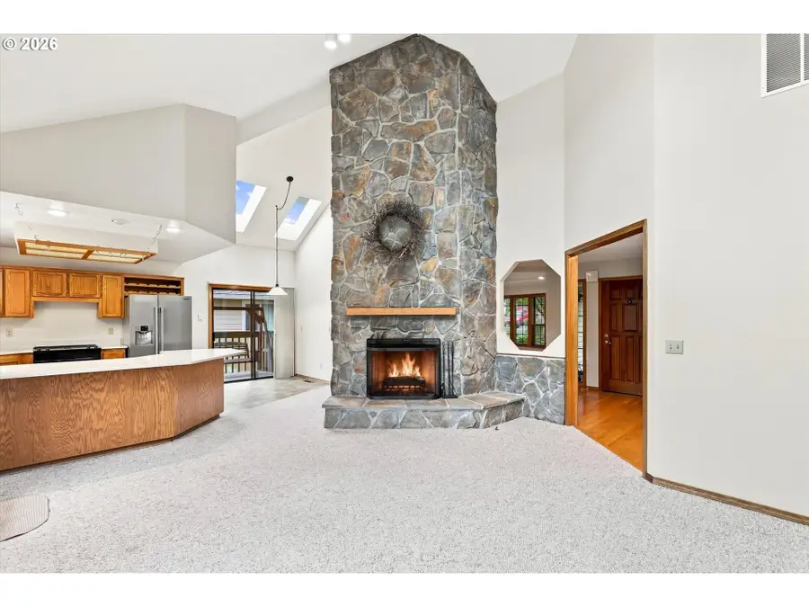 6700 SW Juniper Ter, Beaverton, OR 97008 - #2