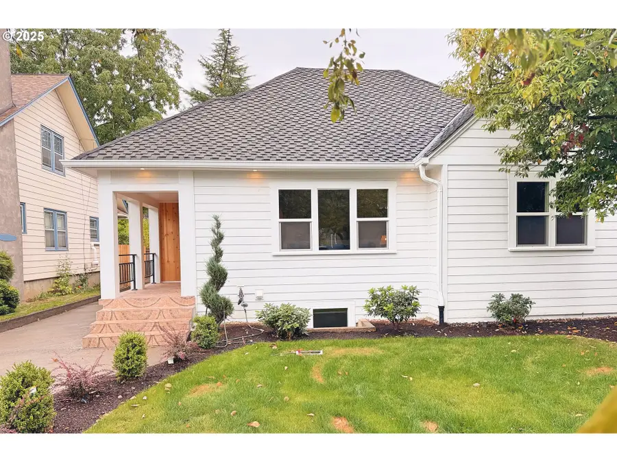 3564 NE Mathison Pl, Portland, OR 97212 - Image #3