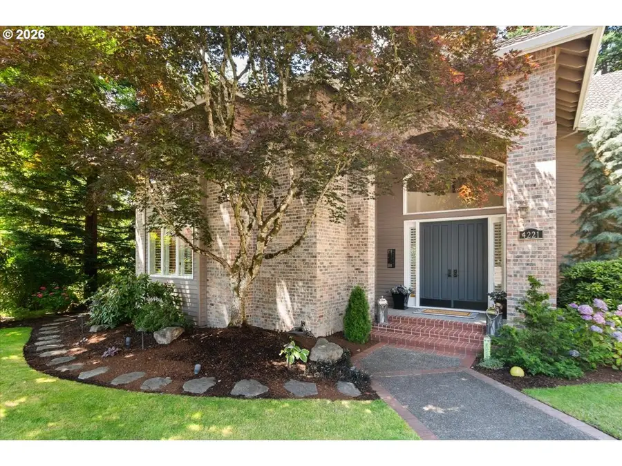 4221 SW Selling Ct, Portland, OR 97221 - #2