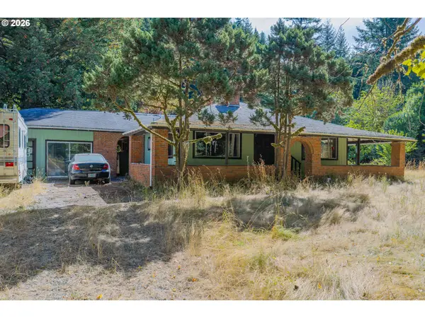 48638 Dement Creek Rd, MyrtlePoint, OR 97458
