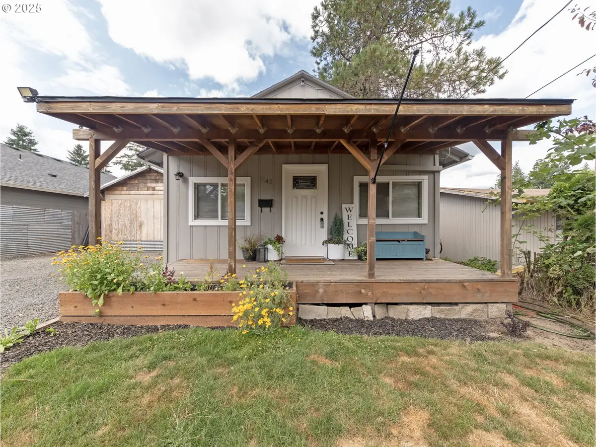 1142 Clatsop St, Vernonia, OR 97064 - Image #1