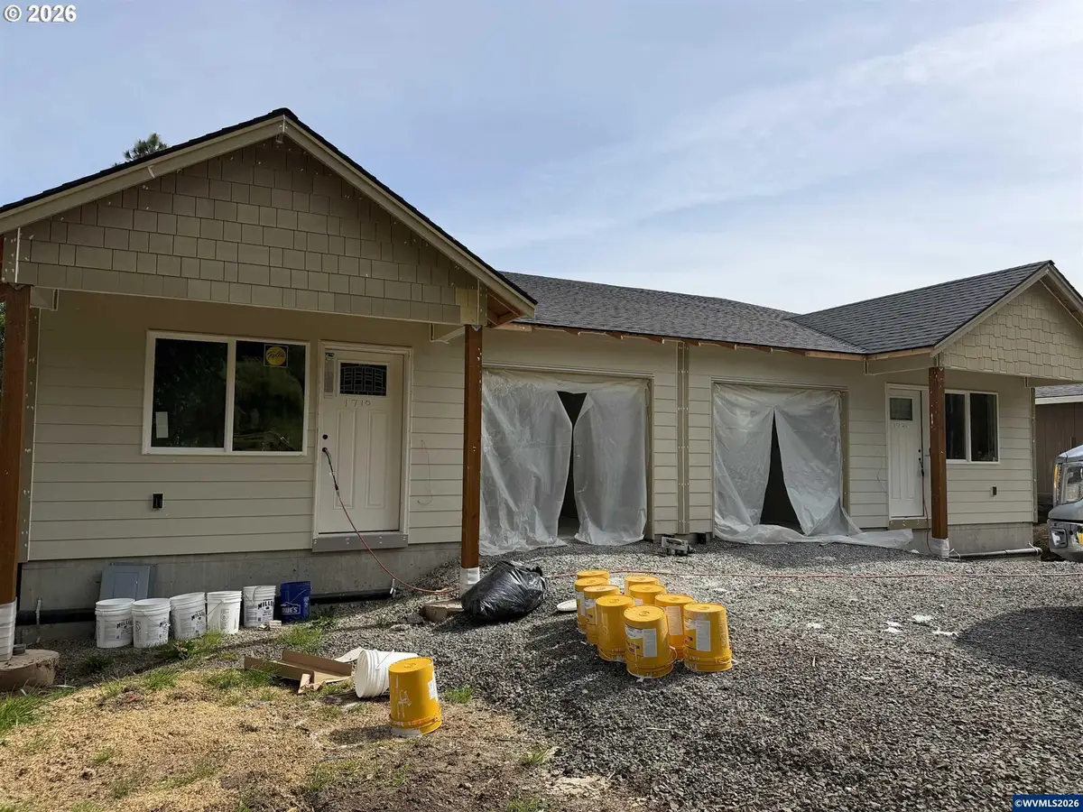1720 Cedar St, Sweet Home, OR 97386 - #1