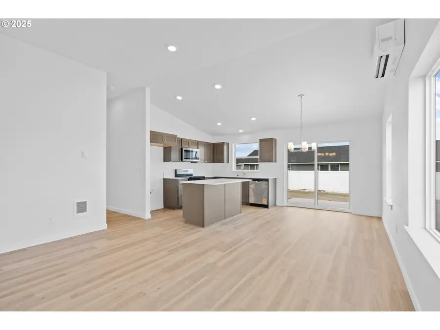 144 SW Eagle Dr, Boardman, OR 97818 - Image #3