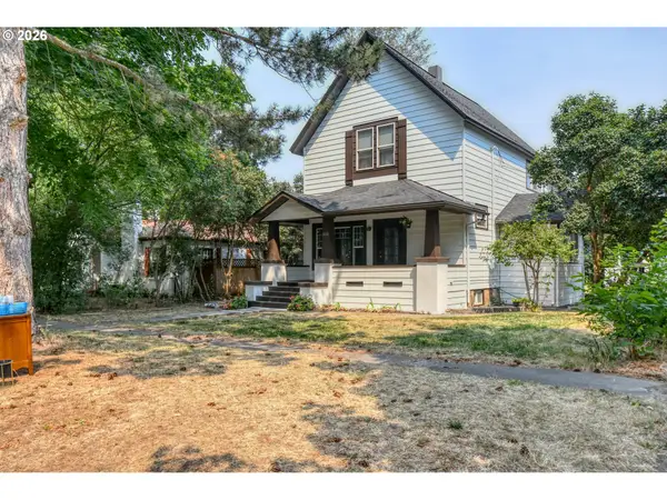 415 Van Buren St, Athena, OR 97813