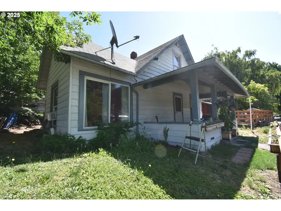 309 W 7th St, The Dalles, OR 97058 - Image #3