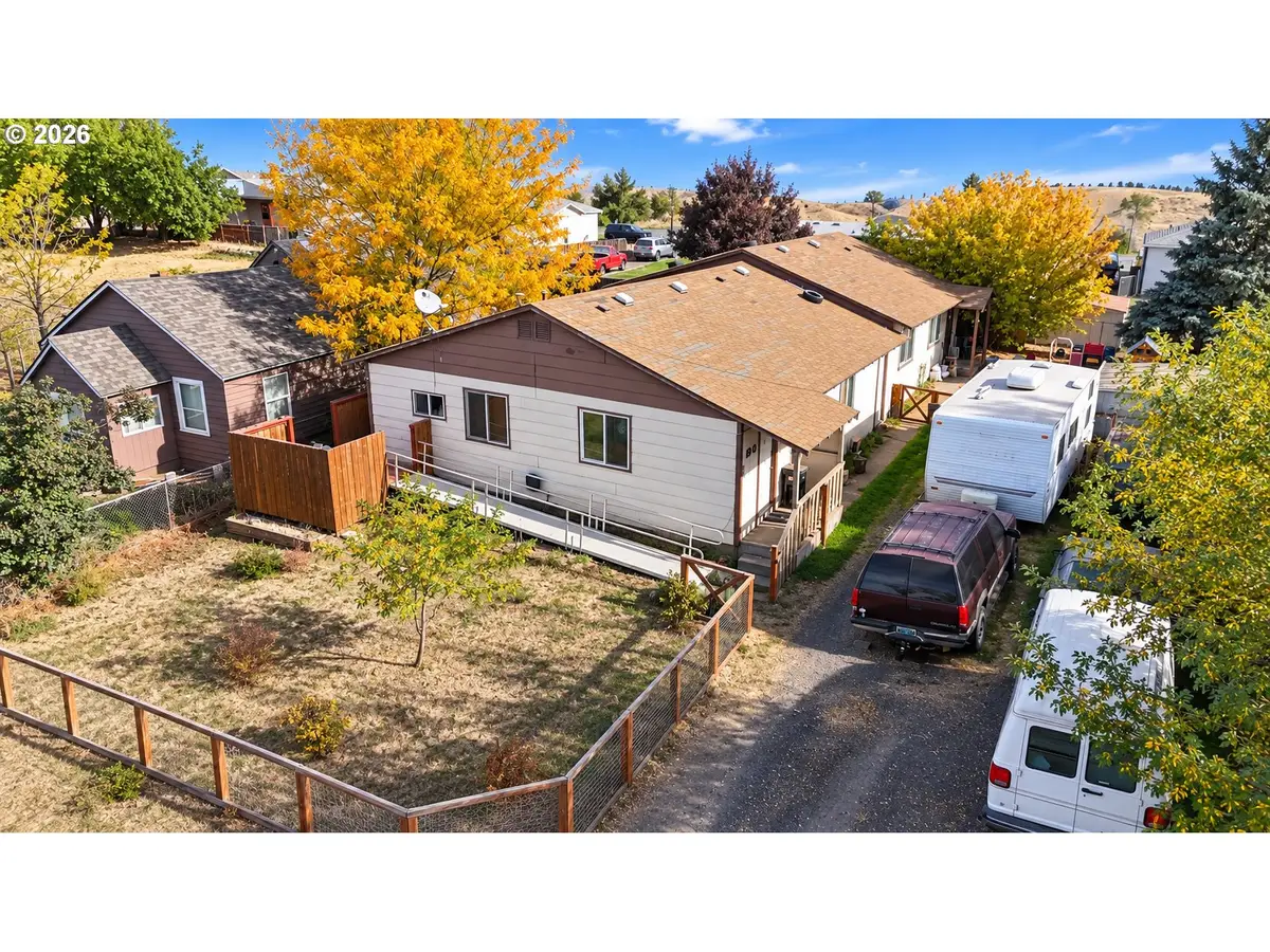 820 SW 14th St, Pendleton, OR 97801 - #1