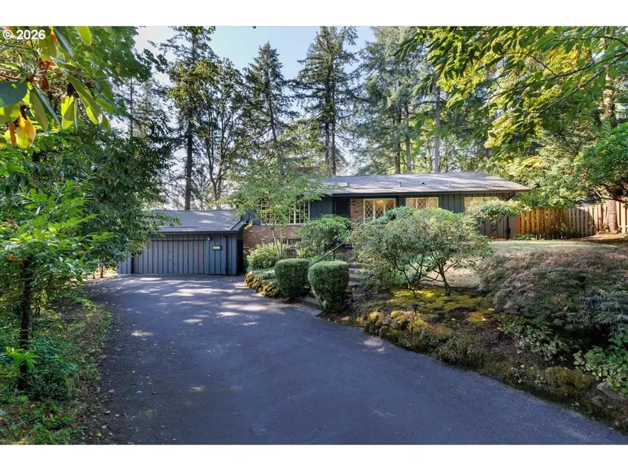1026 Troon Rd, Lake Oswego, OR 97034 - #2