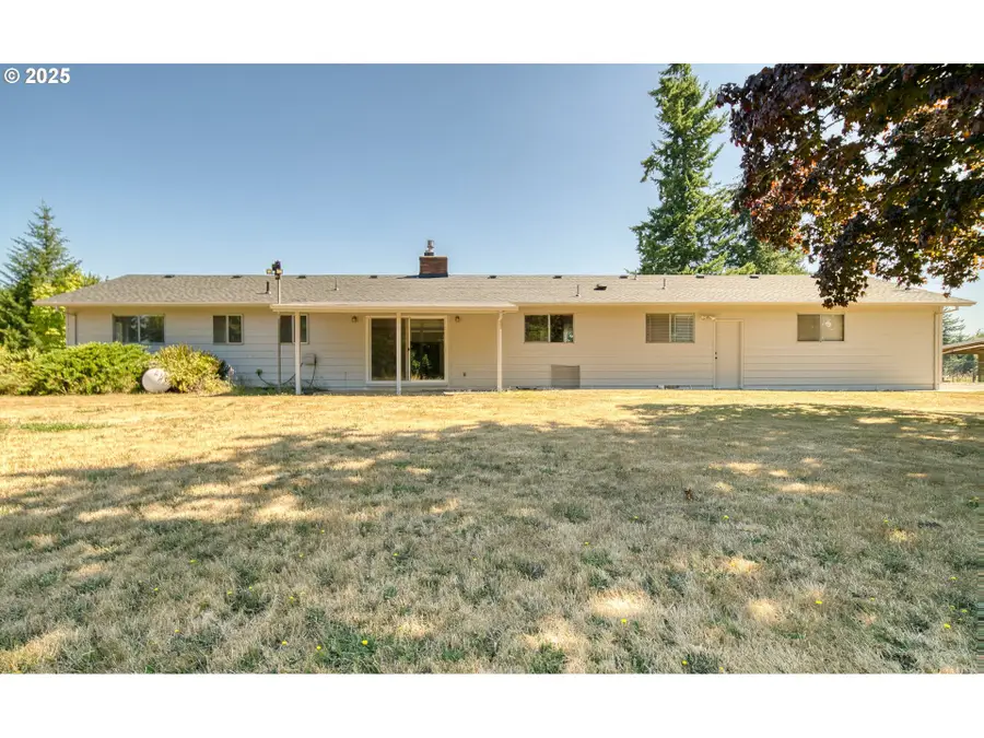 73521 Cedar Dr, Rainier, OR 97048 - Image #3
