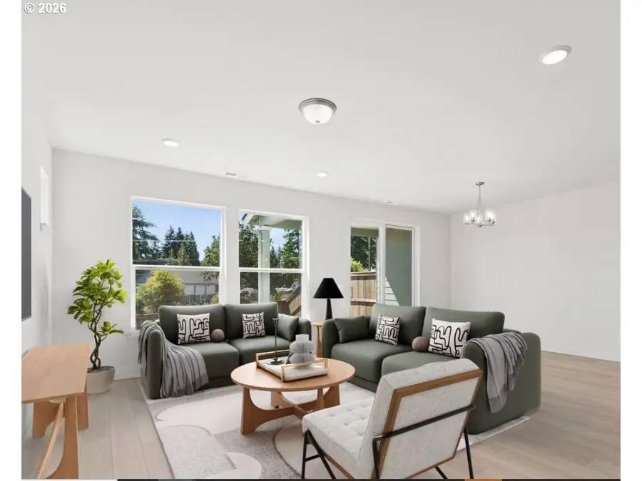 916 SE Rosebud Ct, Forest Grove, OR 97116 - #2