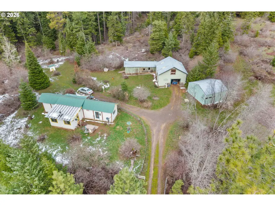 627 Canyon Rd, Lyle, WA 98635 - Image #3