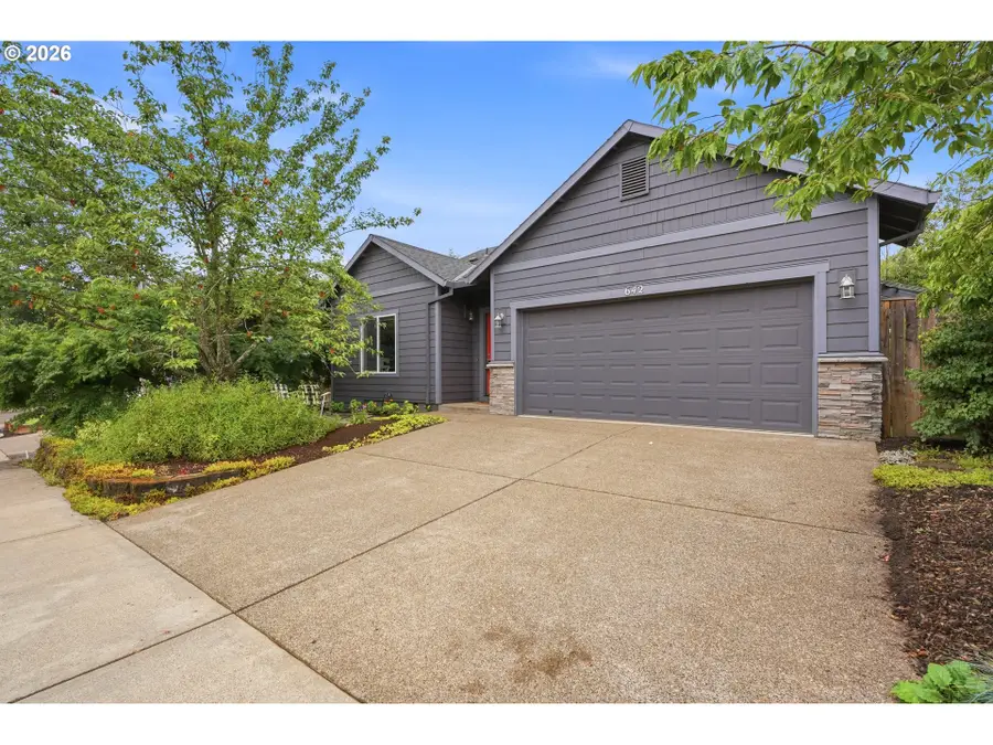 642 S 13th Ave, Cornelius, OR 97113 - #3