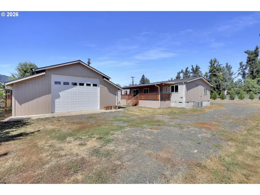 38500 Mckenzie Hwy, Springfield, OR 97478 - #2