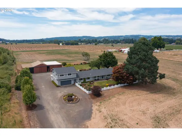 23335 Bents Rd, Aurora, OR 97002
