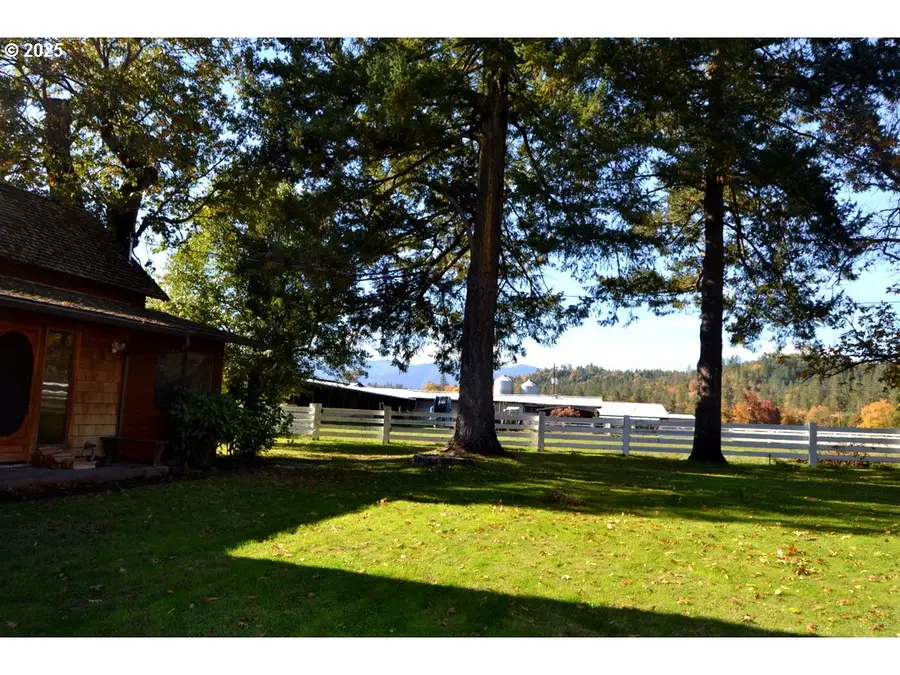 6181 Lower River Rd, Grants Pass, OR 97526 - Image #2