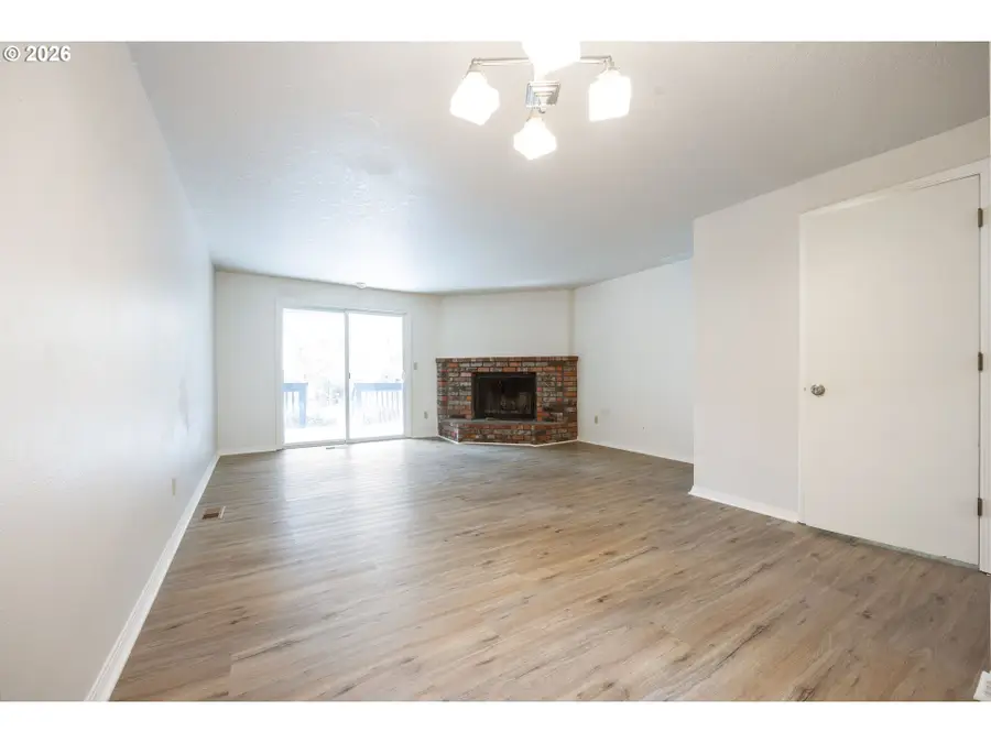 4921 SW 59th Ave #4, Portland, OR 97221 - #3