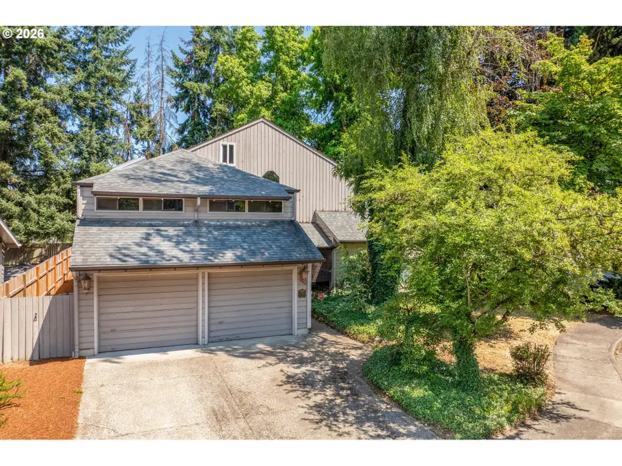 380 Lodenquai Ln, Eugene, OR 97404 - #2