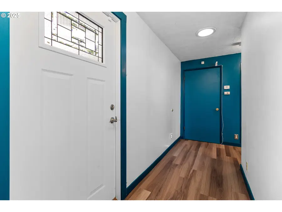 7324 SE Crystal Springs Blvd, Portland, OR 97206 - #3