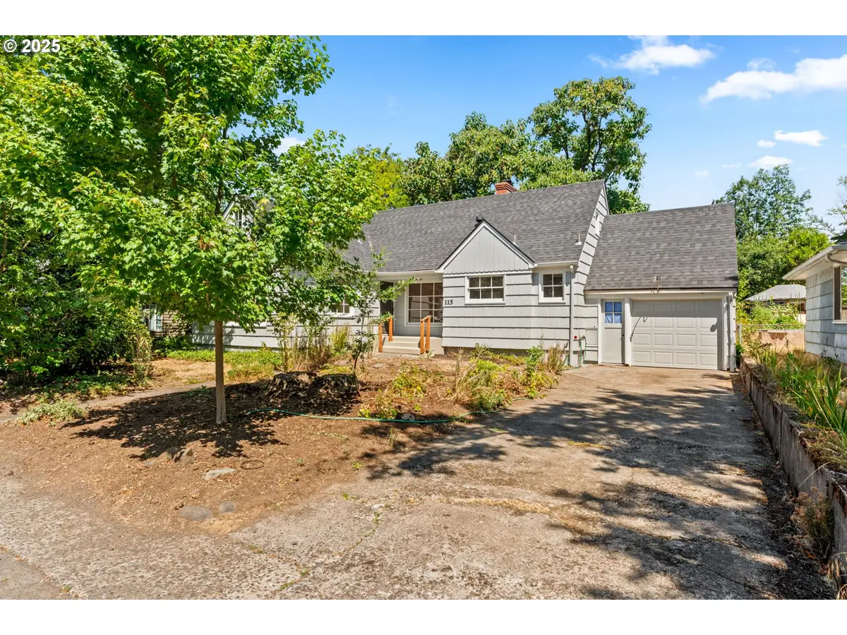 115 E Hilliard Ln, Eugene, OR 97404 - Image #1