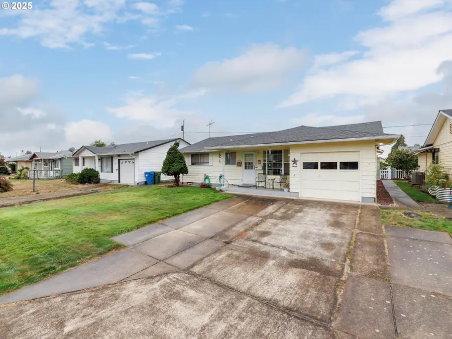 1259 Randolph Rd, Woodburn, OR 97071 - Image #2