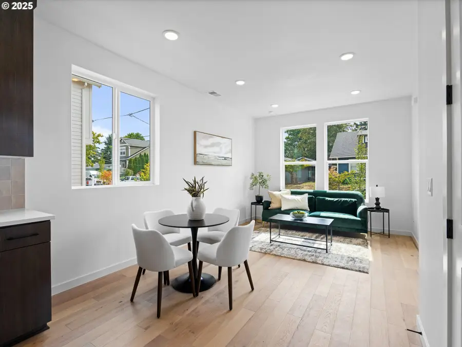 6717 SE Gladstone St, Portland, OR 97206 - Image #3