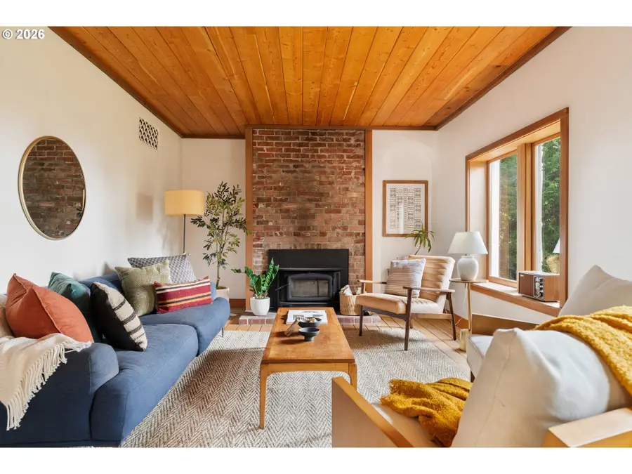 3366 NW Franklin Ct, Portland, OR 97210 - #3