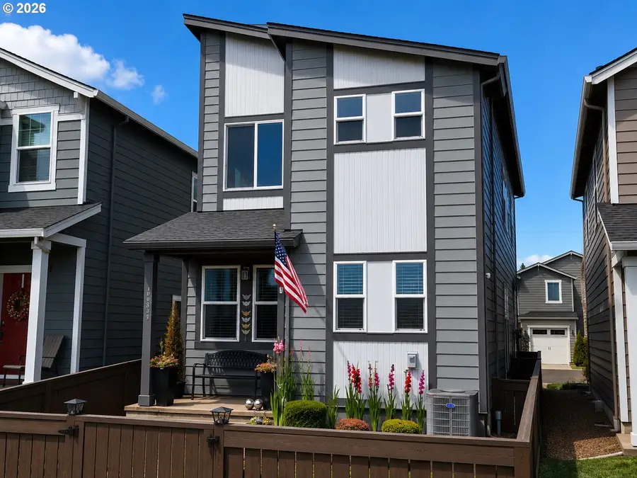 1943 NW Kent St, McMinnville, OR 97128 - #3