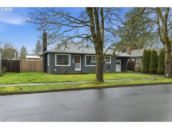 1084 24th St, Salem, OR 97301