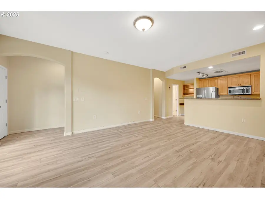 850 Springtree Ln, West Linn, OR 97068 - Image #3