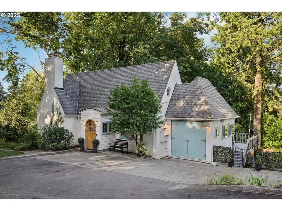 3045 SW Gaston Ave, Portland, OR 97239 - #2