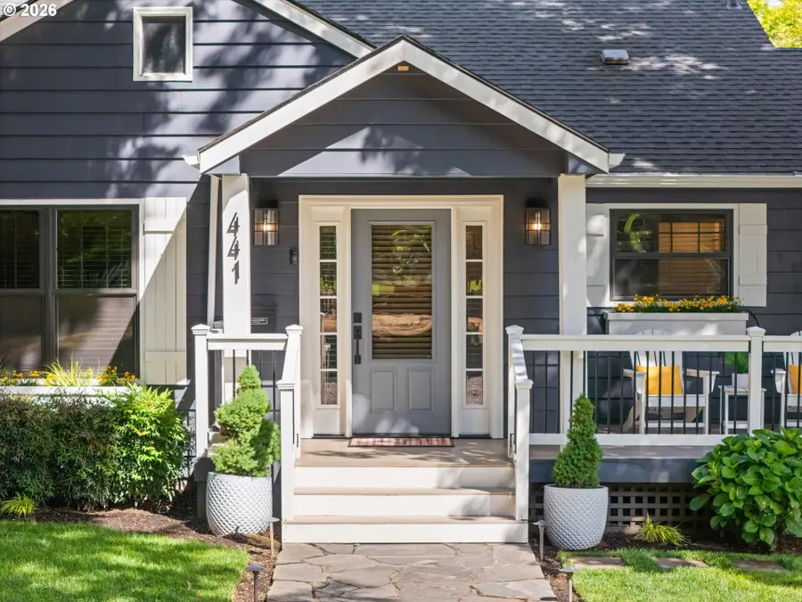 441 9th St, Lake Oswego, OR 97034 - #2