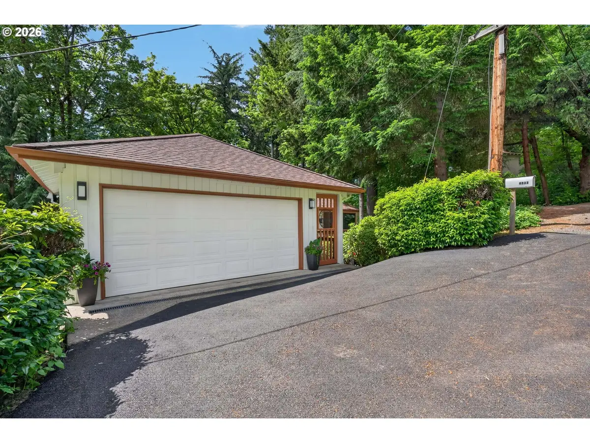 4131 SW Chesapeak Ave, Portland, OR 97239 - #1